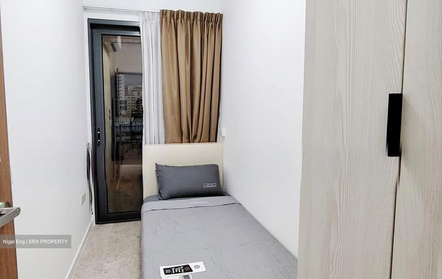 The Lakefront Residences (D22), Condominium #607439991